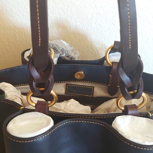 Dooney & Bourke Navy Large Zip Barlow Florentine Leather - Picture 6 of 15